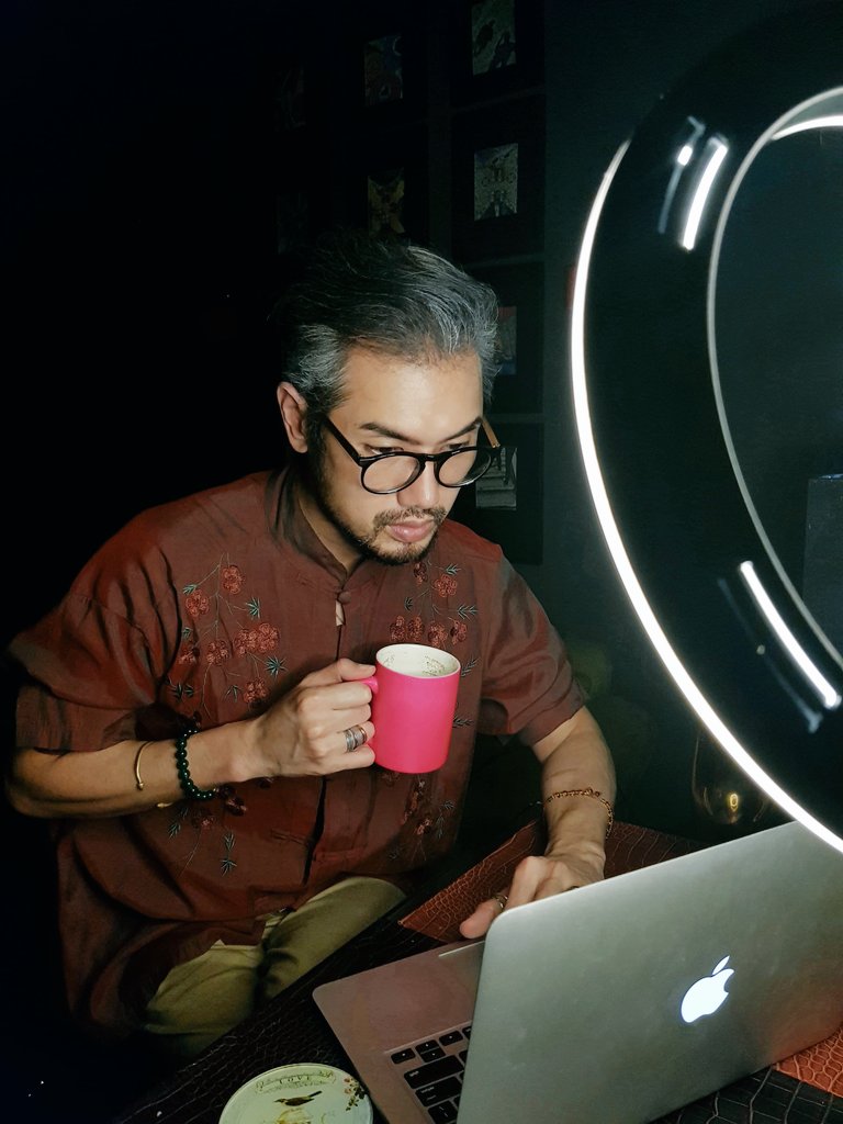 levrodriguez's tweet image. I should schedule at least an hour break in between classes

#LRVurtualLearningSeries #bespokelearning #branddevelopment #brandmarketing #onlineclass #virtualclass #LevensonRodriguez