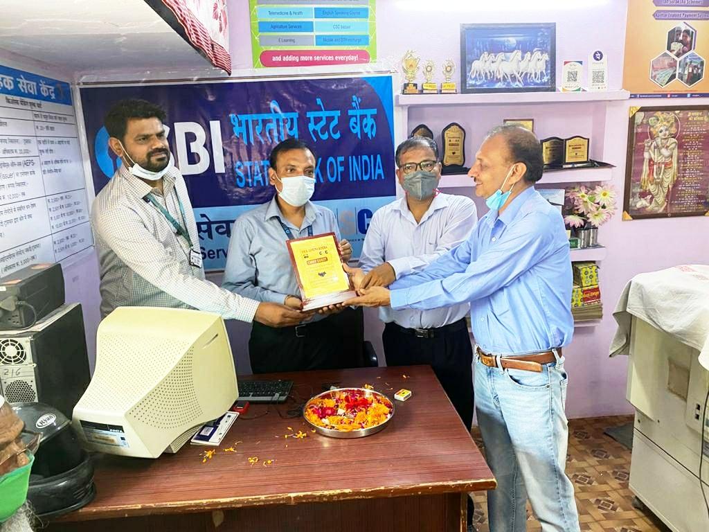 New SBI BC Point was inaugurated in North West Delhi by Branch Manager #SBI and District Manager #cscspv. Congratulations to all.<a href="/dintya15/">dinesh tyagi Retd IAS</a> <a href="/TheOfficialSBI/">State Bank of India</a> <a href="/navinpatwardhan/">NAVIN PATWARDHAN</a>
