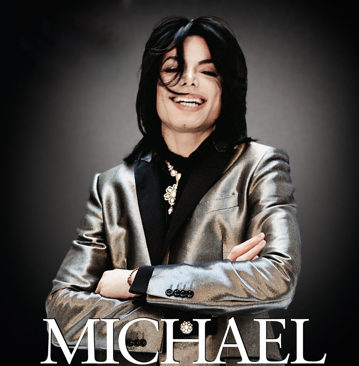 isaacsamakpan's tweet image. Today is Michael Jackson's 62nd birthday and Chadwick Boseman moved on today. Two incredible legends the future generations will grow up to know. Love forever 💛
#MichaelJackson #ChadwickBoseman