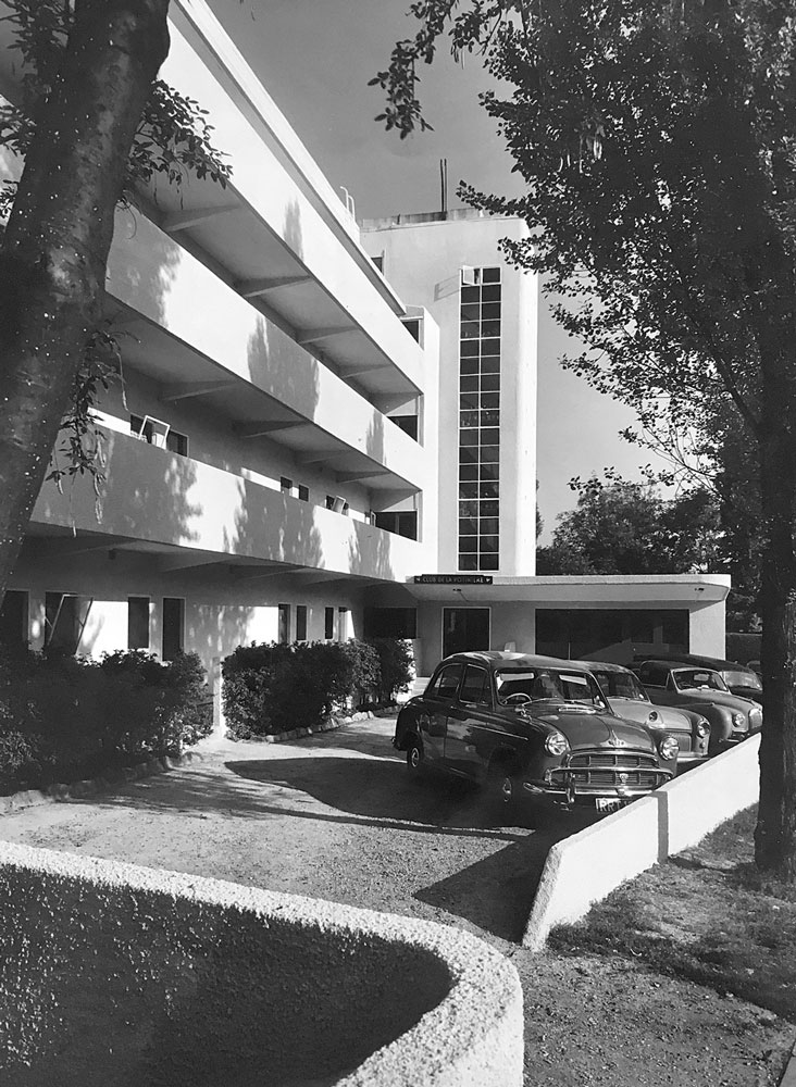 Speedmaster72's tweet photo. #100x100MasterHouses 
Apartamentos Lawn Road, también conocido como Edificio Isokon (Londres. 1934), obra de Wells Coates, proyecto experimental en su época sobre  vivienda urbana mínima.

Música del gran Charlie Parker en el día de su centenario 👇
#Jazz
https://t.co/j95xPglfWy https://t.co/baHANPqZlt