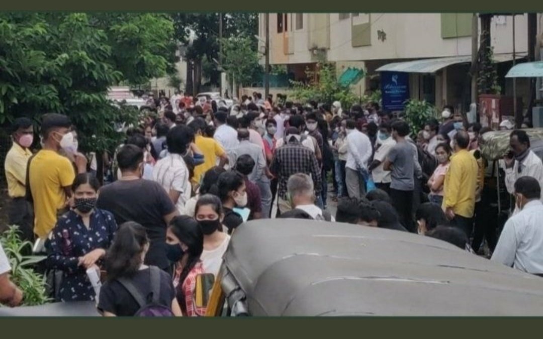 FaheemShahezada's tweet photo. #PostponeJEEAndNEET

This is today's photo from NATA hotel management exam conducted by NTA. For 70,000 Students, they couldn't maintain SOP,  25,00,000 ke lie to bhool hi jao #postponejee_neet_sept 
#PostponeExams_Or_ResignModi
#PostponeJEEAndNEET https://t.co/0GoD8RSLN7