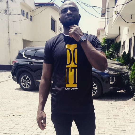 doitcollection's tweet photo. @bawasamtung does it for his Children👨‍👦‍👦

#whydoyoudowhatyoudo #doitforthechildren #thedoitgeng #thedoitseries #thedoitcollection #doingitisanachievement https://t.co/q7DxDBJXHc