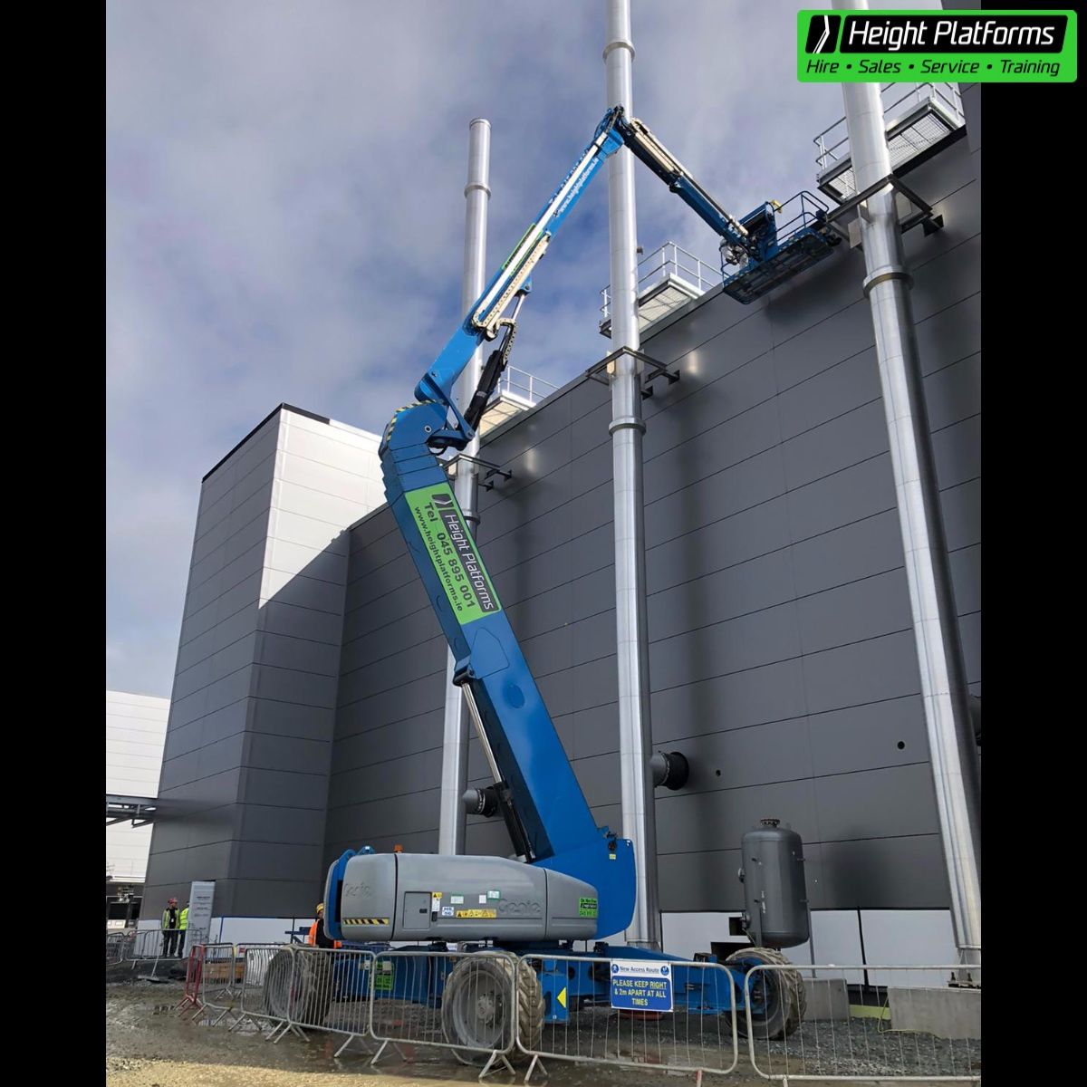 HeightPlatforms's tweet photo. Check out the Genie ZX-135 Boom working with a crew for roof access in Louth this week!
📞Naas: 045-895001
📞Cork: 021-4633521
📞Dublin: 01-8183923
#heightplatforms #louth #workingatheights #workingatheight #cherrypicker #boomlift #genielifts #Leinster #boomlifts #accesshire https://t.co/FELF0ZfB9D