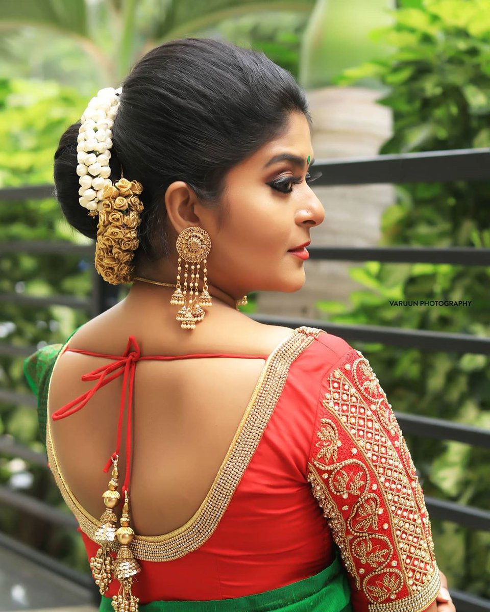 Serial actress #neepa #Latest #hot #backless #saree.