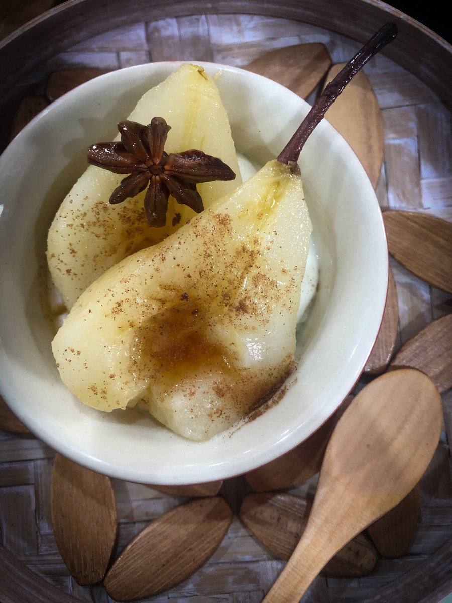 HeidiPouroullis's tweet photo. b a k e d   p e a r s
This soft, juice, #fragrant #bakedpears are #infused with #StarAnise, drizzled with a lovely #agave and served with double thick greek yoghurt. https://t.co/FWnGN6NxvV