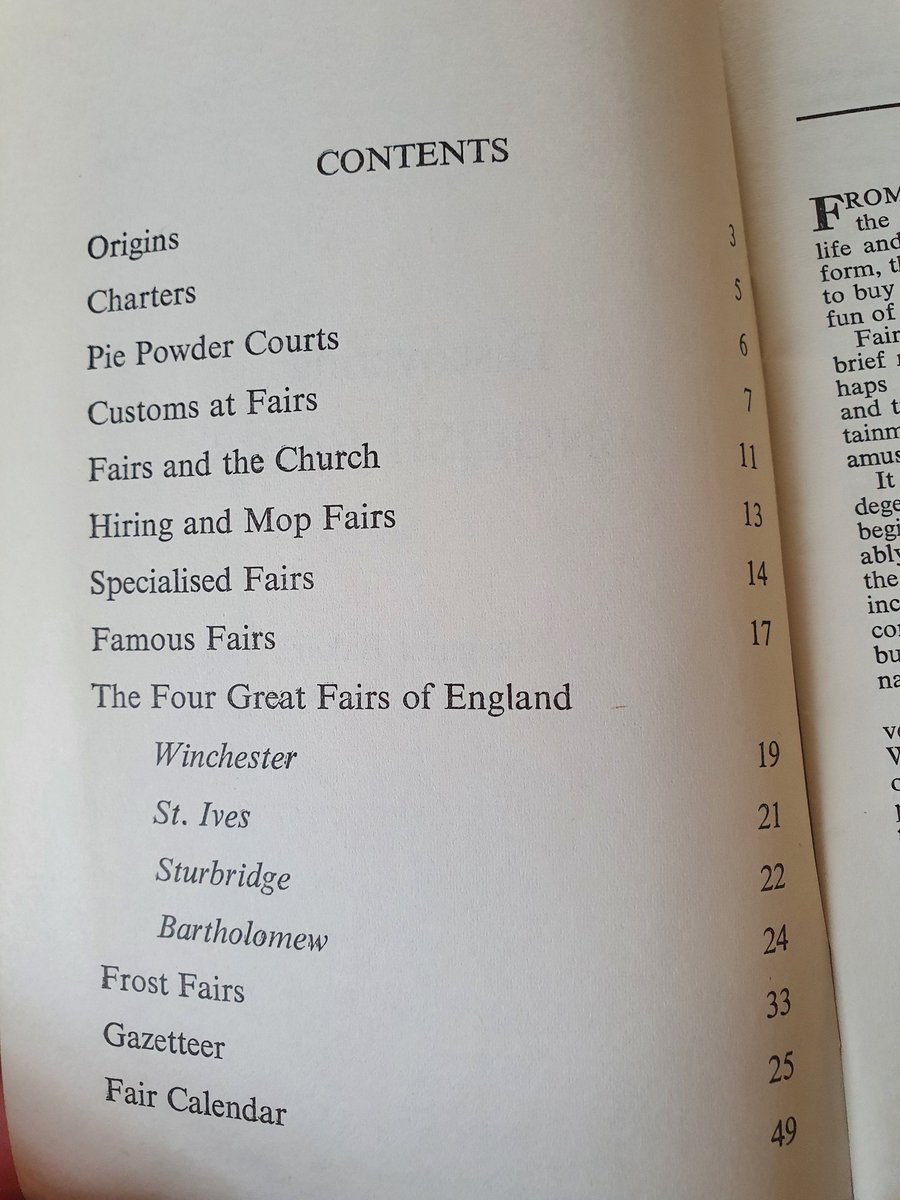 CeeChampion's tweet image. This is why I love old books. You never know what you will find inside ❤

A sheet of &apos;Sperry and Hutchinson&apos; pink stamps! Which seemed to have been an equivalent to Green Shield stamps. 📖