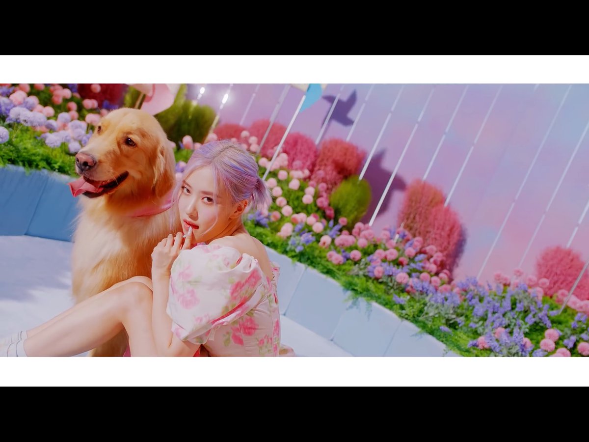  #IceCream   M/V stills a thread: @BLACKPINK  @selenagomez note: please do appreciate this... it takes a lot of time and isn’t as easy as it looks like.