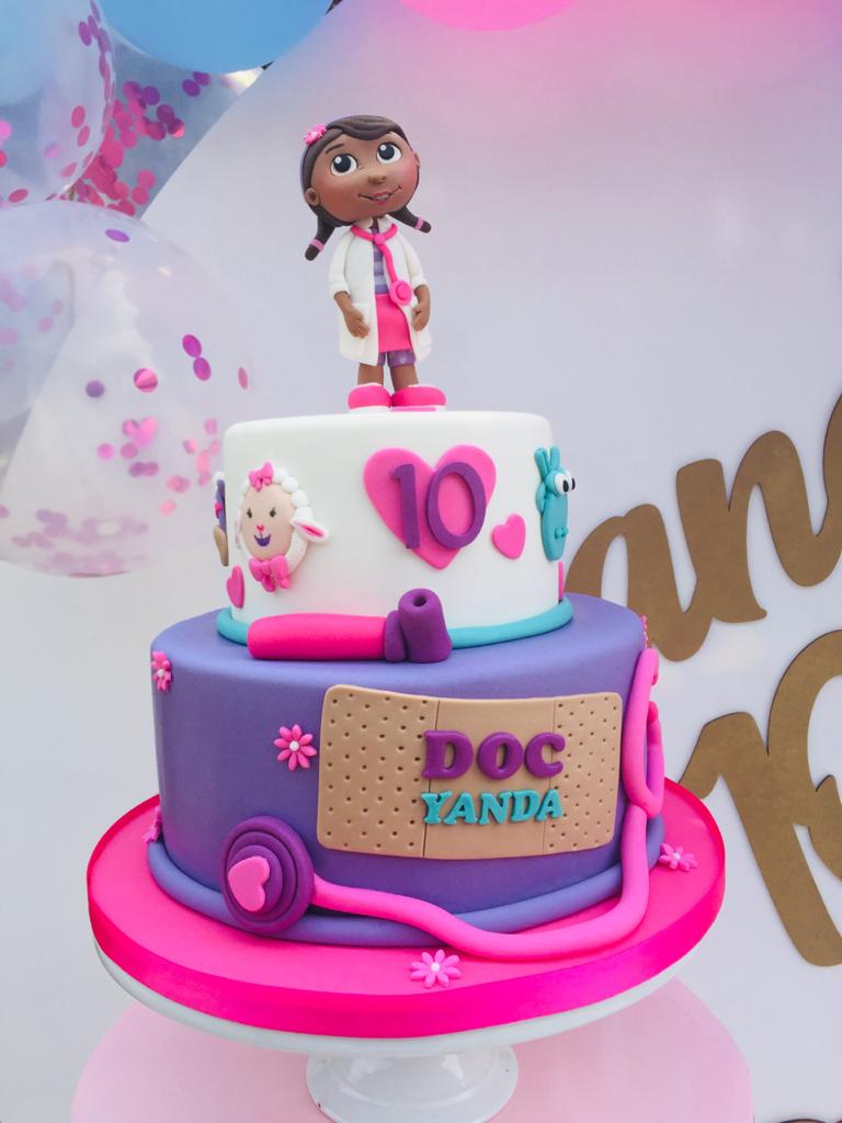 ThobehMakhathin's tweet photo. It is business as usual 💃💃
Yanda turns 10 🎂
Doc McStuffins Theme 😍

Please follow us @Total_Bliss20 
For inquiries contact us on 0787997886
#DJSBU https://t.co/ADH6QXwrGx