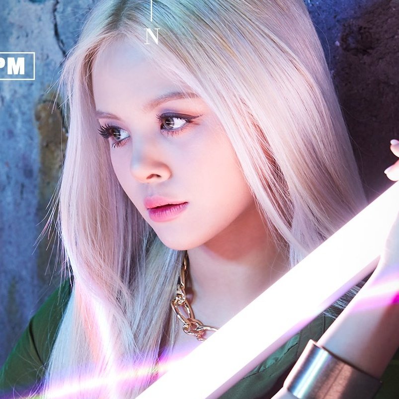 after_Lisa's tweet photo. #SORN #clc #chonnasorn #clcsorn https://t.co/UgaFY1YPCh