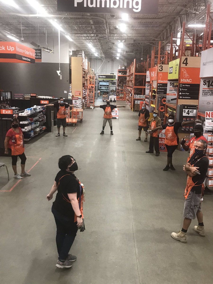 Morning stretch and flex Milestone Recognitions for someone of #4114FINEST Congrats  Tracy, Paul, Joy and Tarae .. Thanks for living or values each day!!!  <a href="/Lena_0623/">Lena ASM @4114</a> <a href="/chrissy_m78/">Chrissy ASM</a> @ROBINSDSPVR4114 <a href="/Edwin8301/">v</a> <a href="/dennison_bryan/">Bryan Dennison</a> <a href="/JessieWhiteman2/">Jessie Whiteman</a>