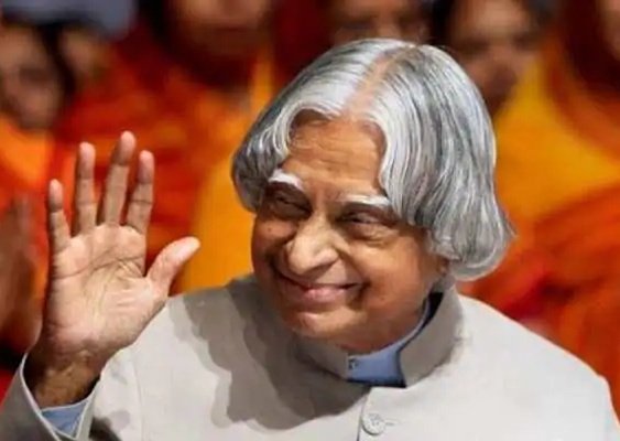 ABHIJIT200025's tweet photo. If life ever gives you a Dr. before your name. 
Be like Dr. APJ Abdul Kalam🙏🏻🙏🏻
Not like Dr. Ramesh Pokhriyal Nishank🤬🤬🤬
#postponejee_neet_sept
#PostponeJEEAndNEET https://t.co/Cn0u1aLqAx
