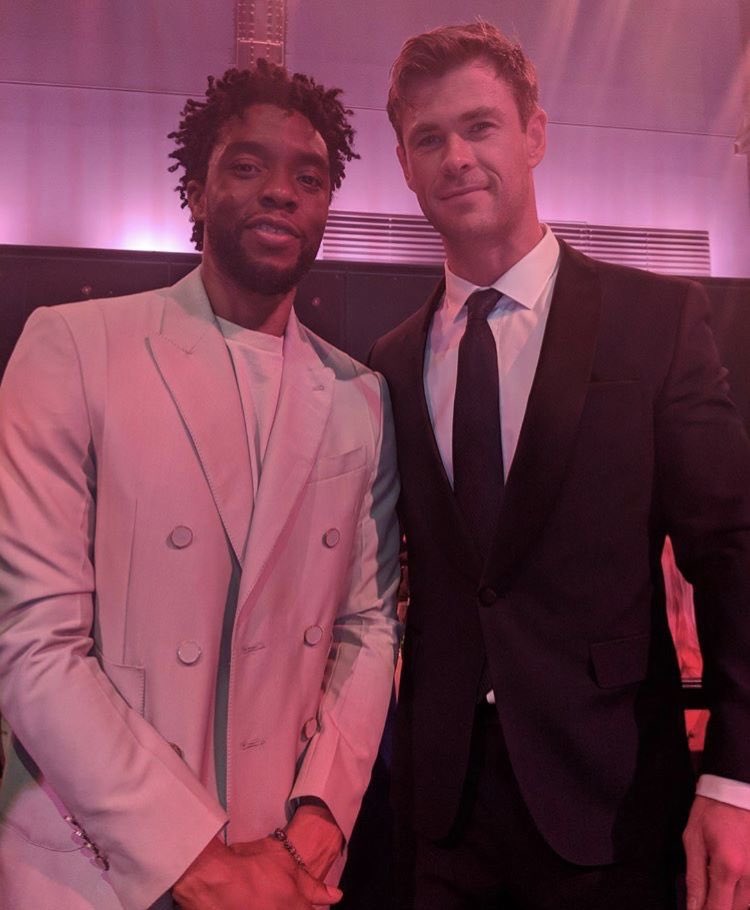 Chris Hemsworth Fan tweet media