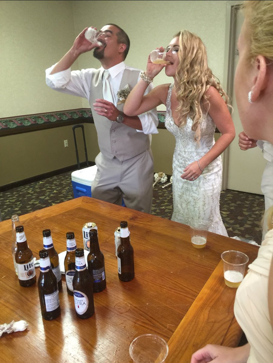 apryxgen_labs's tweet photo. Married 5 years ago today. I love you @recklessredmond 
Happy anniversary to my best friend, baby mama x2 and favorite drinking games partner! https://t.co/VslMxPSsdi
