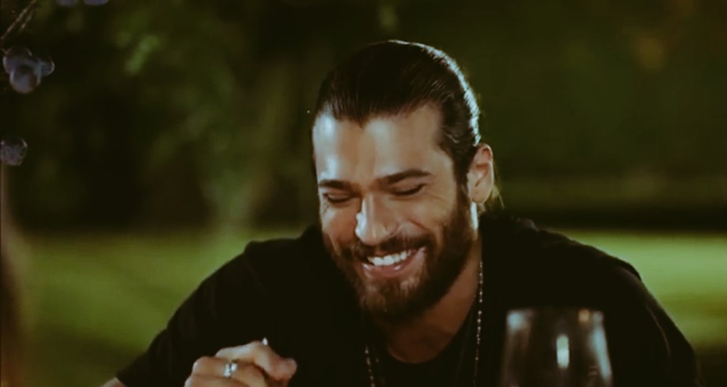 ShepherdFrancy's tweet photo. 👑 The king of my heart: Can Yaman 👑

#Cantando una canzone per te..
« ... E mai nessuna foto renderà giustizia al tuo sorriso quando esplode all'improvviso sul tuo viso. ... »

🎶Articolo 31 / Domani 1996 #UnaCanzoneXTe   #DedicataA #CanYaman #canyaman1989 #unamusicafa https://t.co/exgb0I3bQq