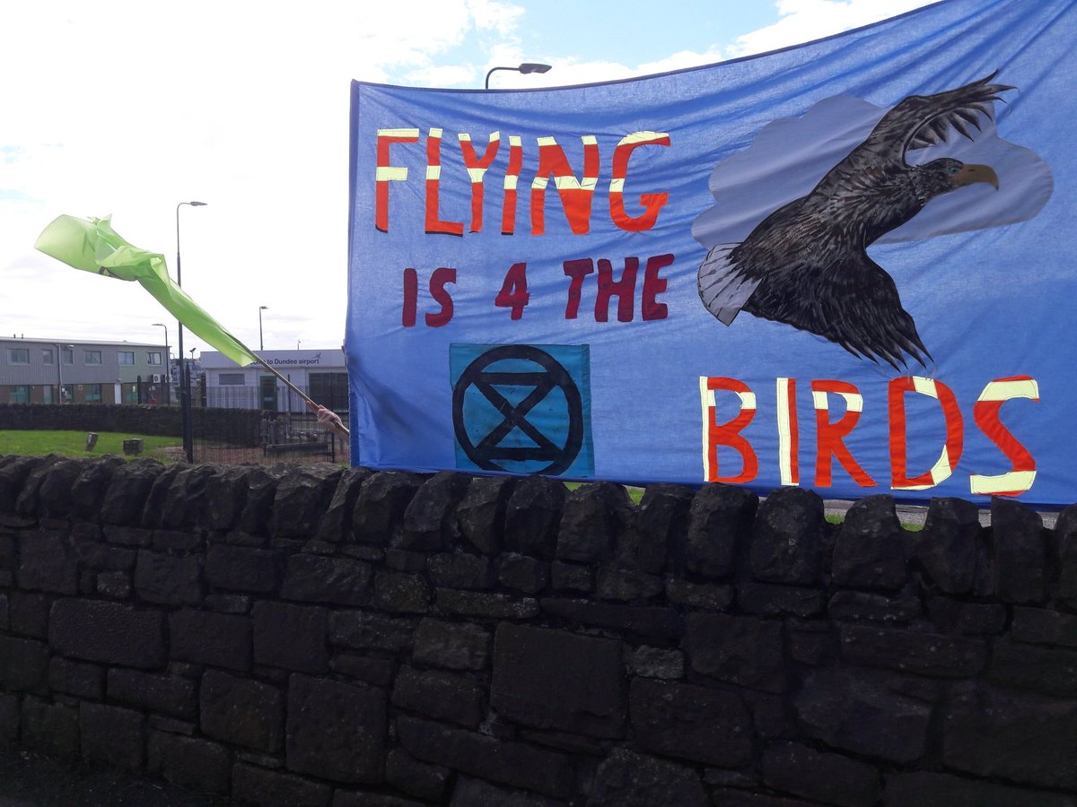 kate_treharne's tweet photo. @XRDundee are @dundeeairport #planestupid #FlyingIsForTheBirds.
#MakeAirFreshAgain ๐๐๐๐ฆ
๐๐๐๐ฆ๐๐๐โ๐พ๐ https://t.co/kv5mcfhXhF