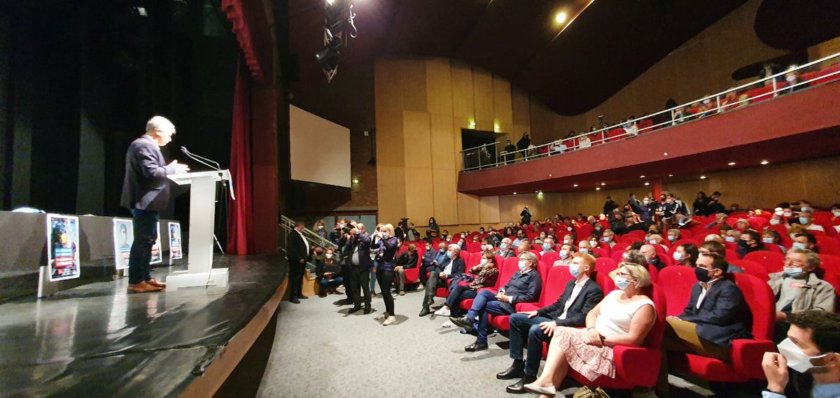 JLMelenchon's tweet image. Ample et profonde convergence avec le programme développé par @Fabien_Rssl, secrétaire national du @pcf à Malo-les-Bains. 

#MaloPCF