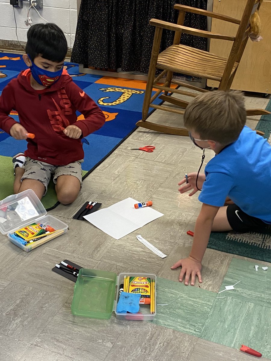 Working together to solve math story problems #LPE #sumnerconnects