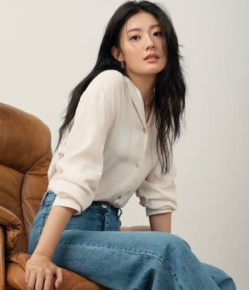  #NamJiHyun• 24 years old (Sept 17, 1995)Latest drama: 365: Repeat the Year