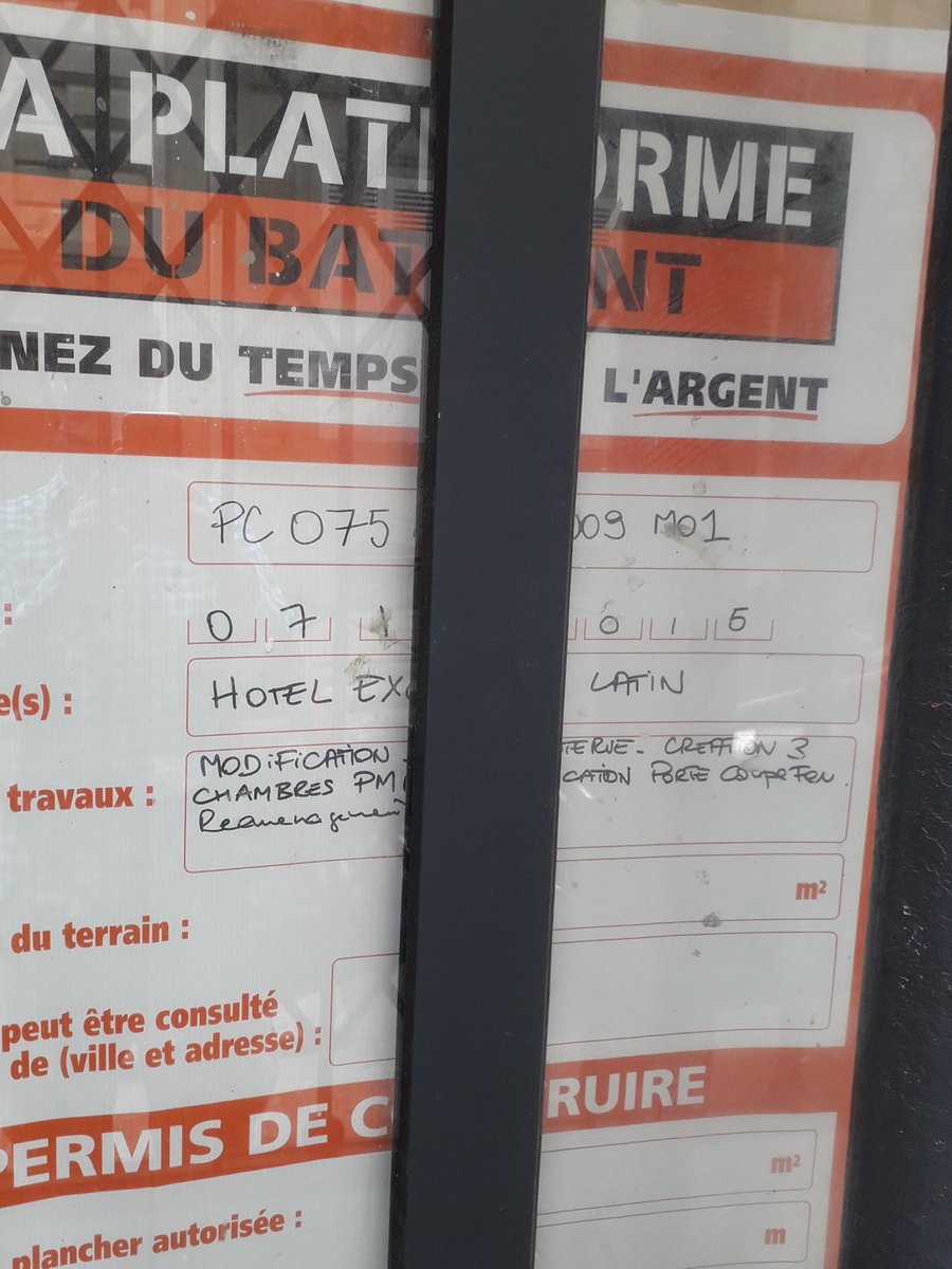 RIP L'Accattone, rue Cujas, Paris 5e.
Encore un cinéma parisien qui disparaît dans l'indifférence générale, avalé par l'hôtel voisin.