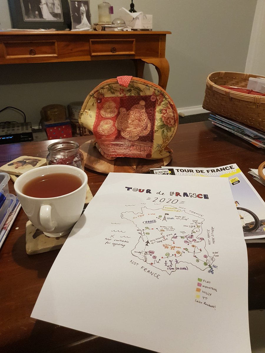 blakcate's tweet photo. @zahribeth @reallyspoketome SIR. YES. SIR! *salutes* #thanksforthemap Belinda #sbscycling #tdf (full teapot residing under tea cosy) https://t.co/rcvIdoysJv