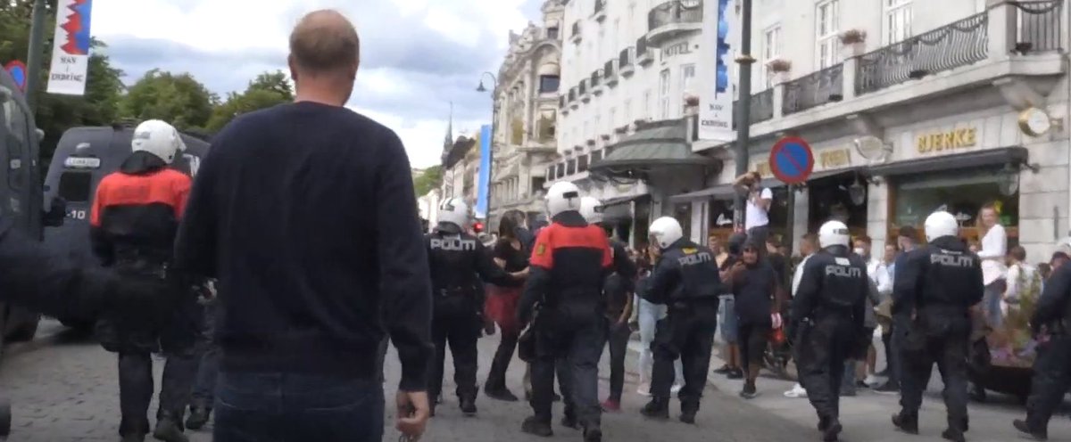 Police are dispersing some protesters gathered on the right side of the rally.