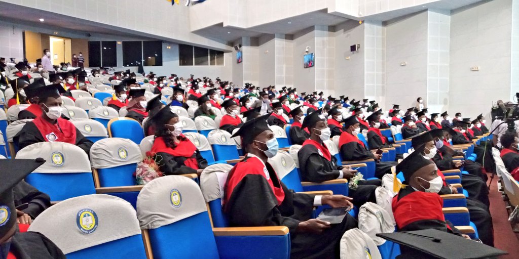 <a href="/MekUniETH/">Mekelle University</a> በኢንተርኔት በመታገዝ 28ኛውን የምረቃ ስነ-ስርዓት በማካሄድ ላይ ይገኛል። ዩኒቨርስቲው በዛሬ የምረቃ ስነ-ሰርዓት በአጠቃላይ #4290 እጩ ምሩቃንን በማስመረቅ ላይ ይገኛል። <a href="/momonafm96/">Momonafm96.4</a> <a href="/ProfKindeya/">Kindeya Gebrehiwot, PhD, Prof</a> <a href="/DrKebedeN/">kebede nigussie</a> <a href="/EliasMeseret/">ᴇʟɪᴀꜱ ᴍᴇꜱᴇʀᴇᴛ</a> <a href="/she_ethiopia/">MoSHE</a> <a href="/shegerfm/">ሸገር 102.1(SHEGERFM 102.1)</a>