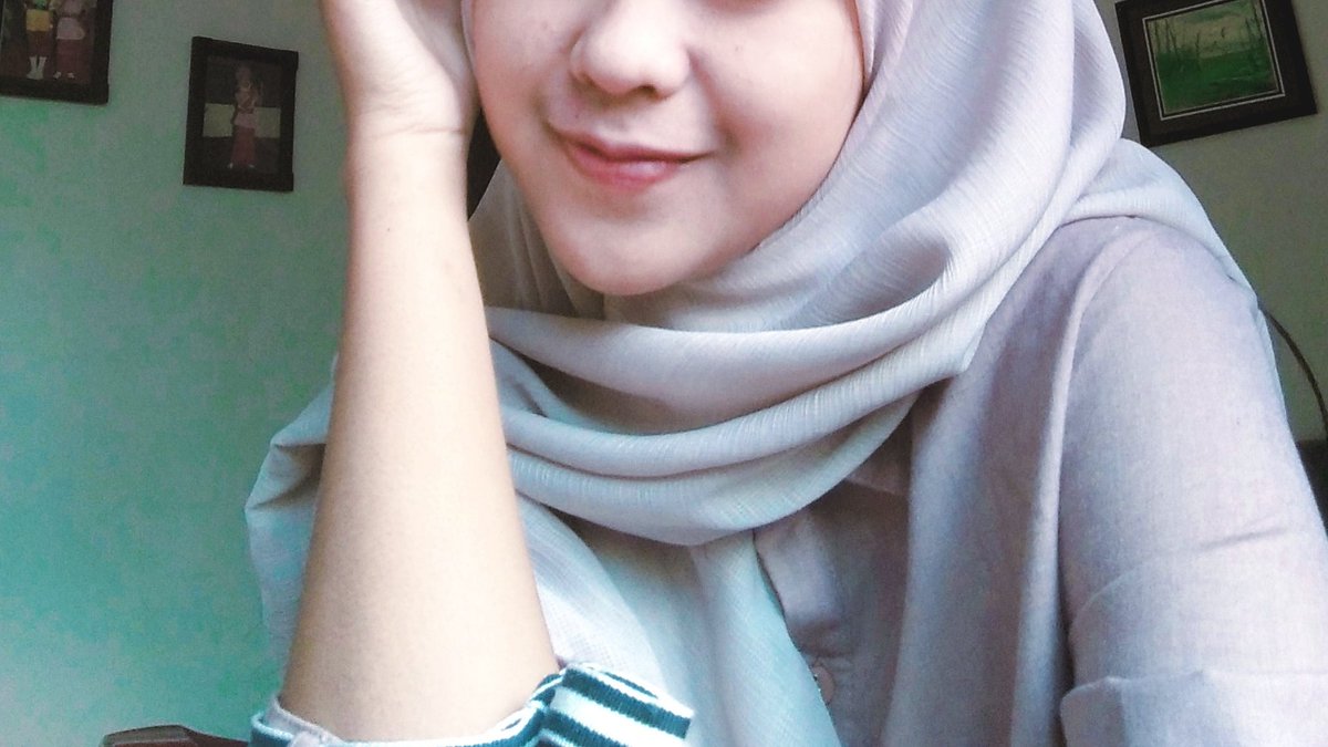 _antika03's tweet photo. Senyuman itu hanyalah menunda luka... Yang tak pernah kuduga.
Dan bila akhirnya kau harus denganya... Mengapa kau dekati aku.

#tiaraandini https://t.co/PLPs0QfXmy