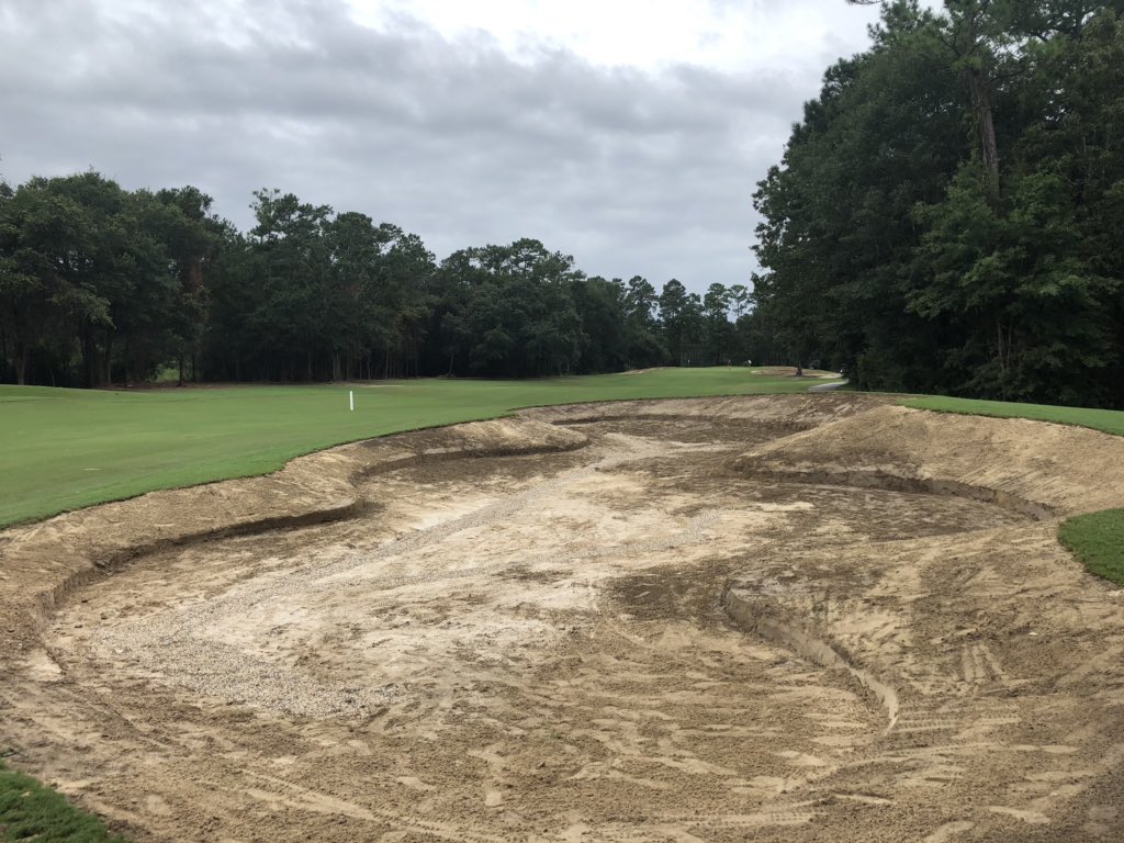 lipouts's tweet photo. A few more photos from the full course bunker renovation at @Theoaksgolfclub on the @MSGolfCoast, this time a fairway and greenside bunker on the 18th hole before and after re-shaping. Note sharp vertical faces, erosion, &amp; shrinkage “before.” Can’t wait until it’s all complete! https://t.co/EcYrgj29Zp