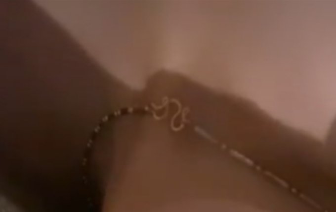 I know the pictures are blurry but pls bear it with me  Pls someone who is good at editing, can you edit it better? I can't do it  Here is what I did1. Kit's necklace reversed 2. One part of the pendant3. Middle part of the pendant4. Other part of the pendant