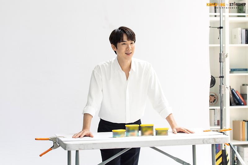 yoo_yeonseog's tweet photo. ๐ท SPAM Korea CF Making film with #์ ์ฐ์
Kingkong by Starshipใกhttps://t.co/mvuF3ii3nc
#์คํธ #spamkorea https://t.co/7qyvZufDBV
