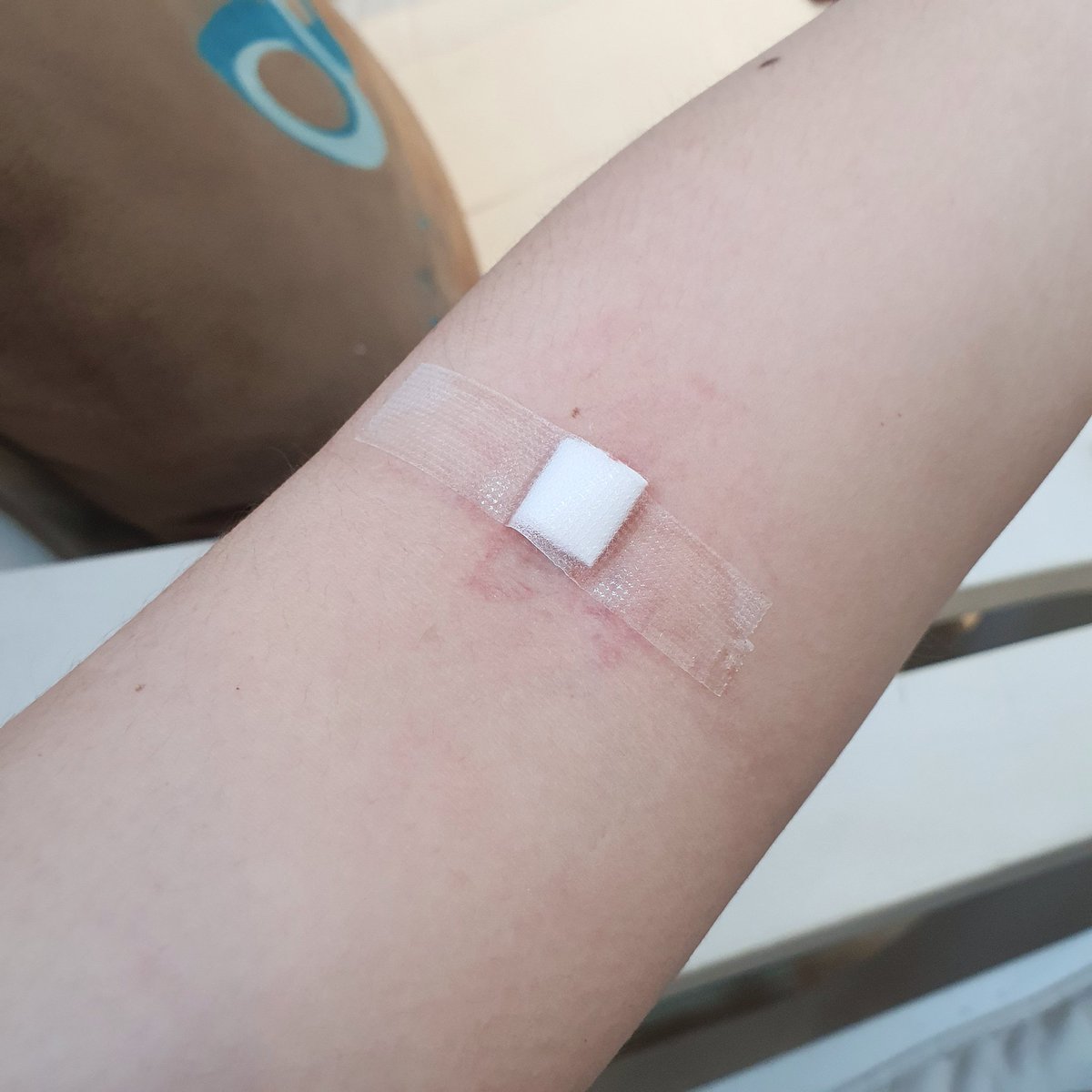 KaofangArea's tweet photo. ไปดริฟวิตามินเพื่อสุขภาพที่ atom clinic มา ปังมาก นอนหลับสบาย ตื่นมาสดชื่น กระปรี้กระเปร่า ตัวนี้ดาราทำเยอะมาก ชื่อ #AURACOCKTAIL ใครนอนดึก พักผ่อนไม่พอ ตื่นมาเหมือนศพเดินได้ ลองดู คอนเฟิร์มโดยฟ่างเอง ดีมาก ช่วยให้ผิวใส สุขภาพดีด้วย
ปล.คุณหมอเป็นคนทำให้นะคะ https://t.co/huGW2DEyeu