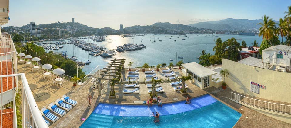 Nada más espectacular que disfrutar de #Acapulco <a href="/Albasuites/">AlbaSuites Acapulco</a> #AcapulcoVibes #Events