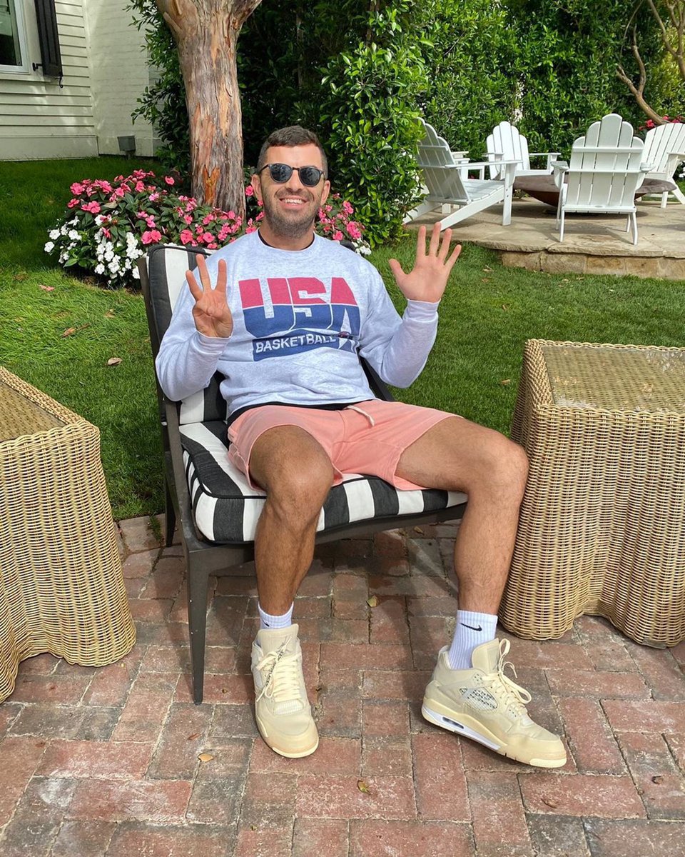 Strong4MeFit's tweet photo. Happy birthday to the one and only @benbruno1! 🥳 #Strong4Me https://t.co/aChEAEtPoW