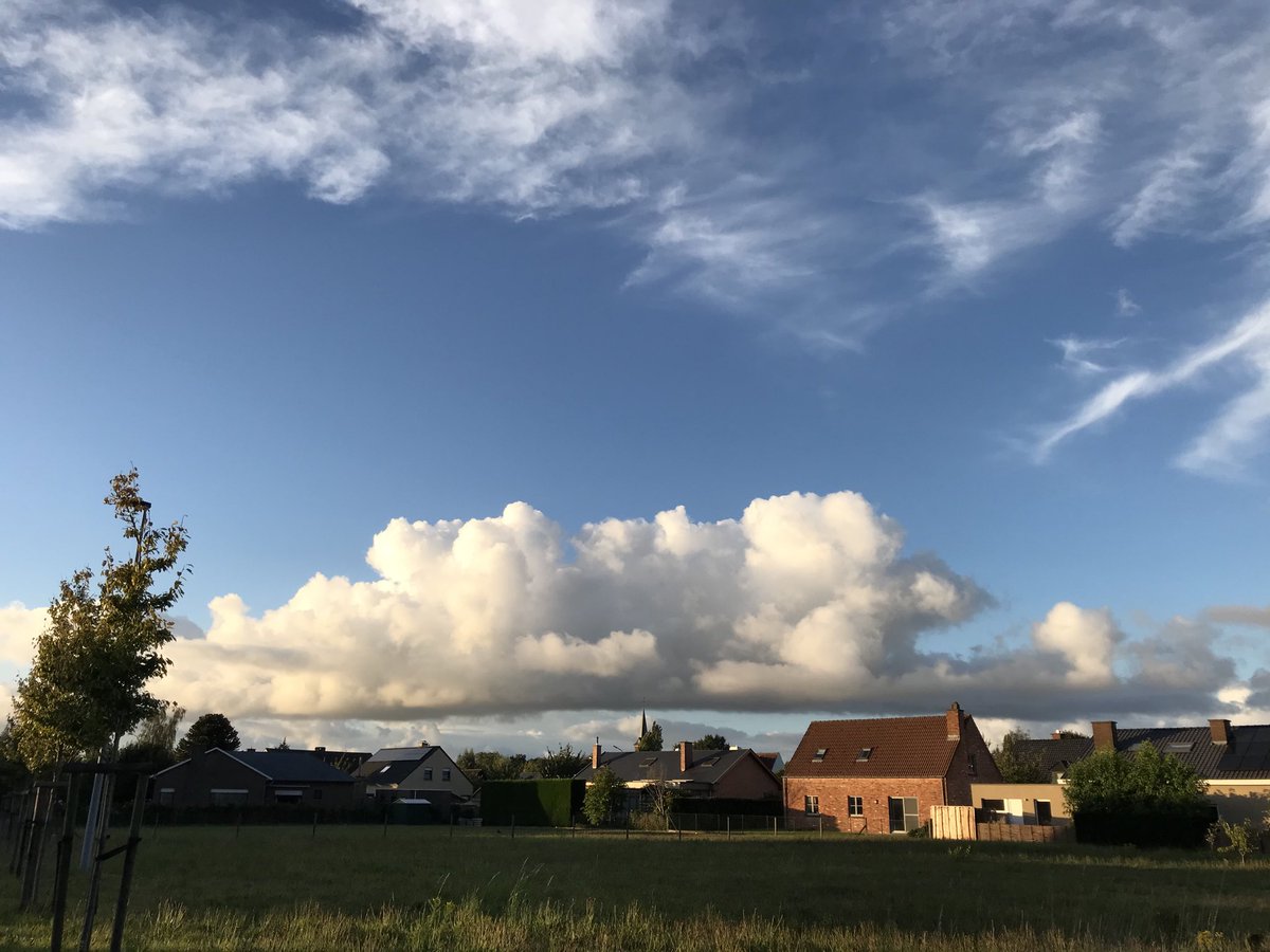 wouter7's tweet image. #vrtweer De Pinte, 29 augustus 2020, 19:58