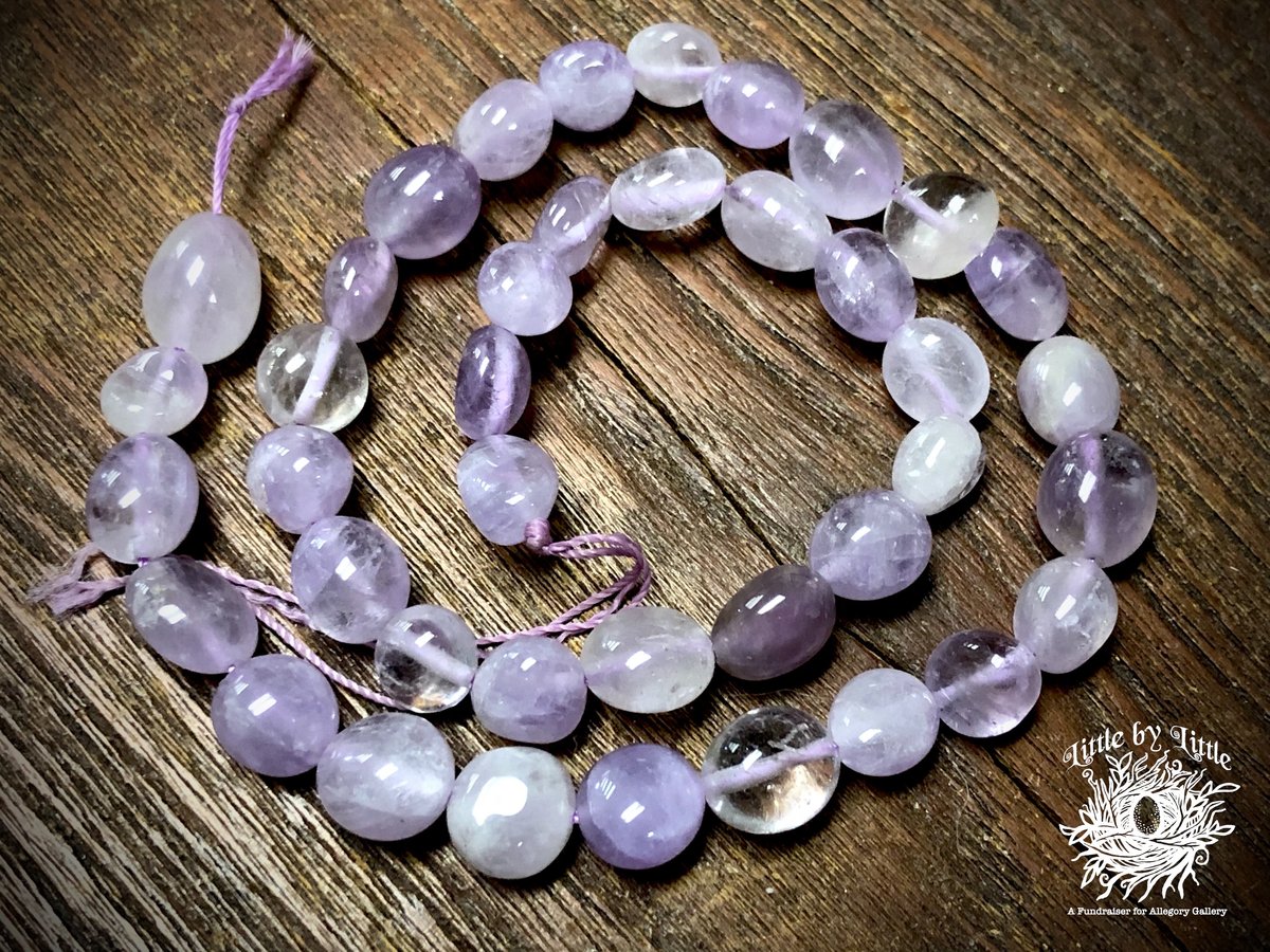 AllegoryGallery's tweet image. Check out this item from our online store!
Lavender Amethyst 8x10mm Pebble Beads: agbeads.com/2XVLjCQ
In stock for only $10.00!

If you love this, please hit that share button! Your endorsement means the world to us! ❤️