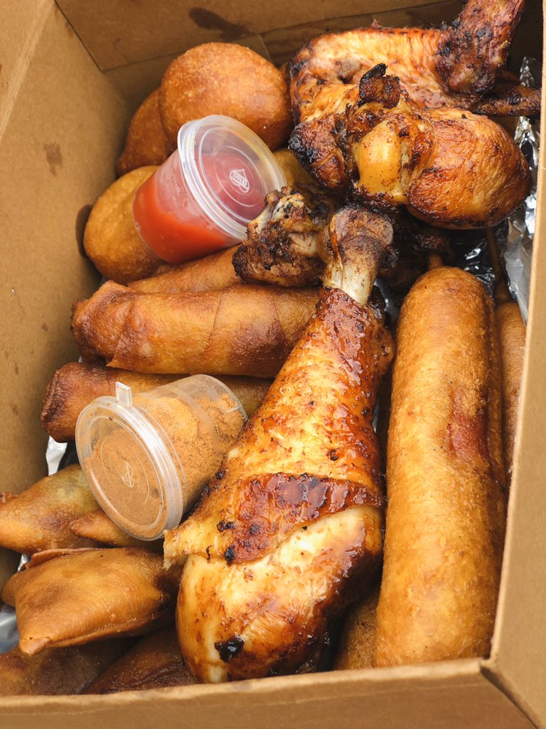 Buff_desastre's tweet image. Good day my people! I’ll be taking orders for tomorrow insha’Allah 😁 Attached below this tweet is our menu. Please retweet if it crosses your timeline 🙏🏾