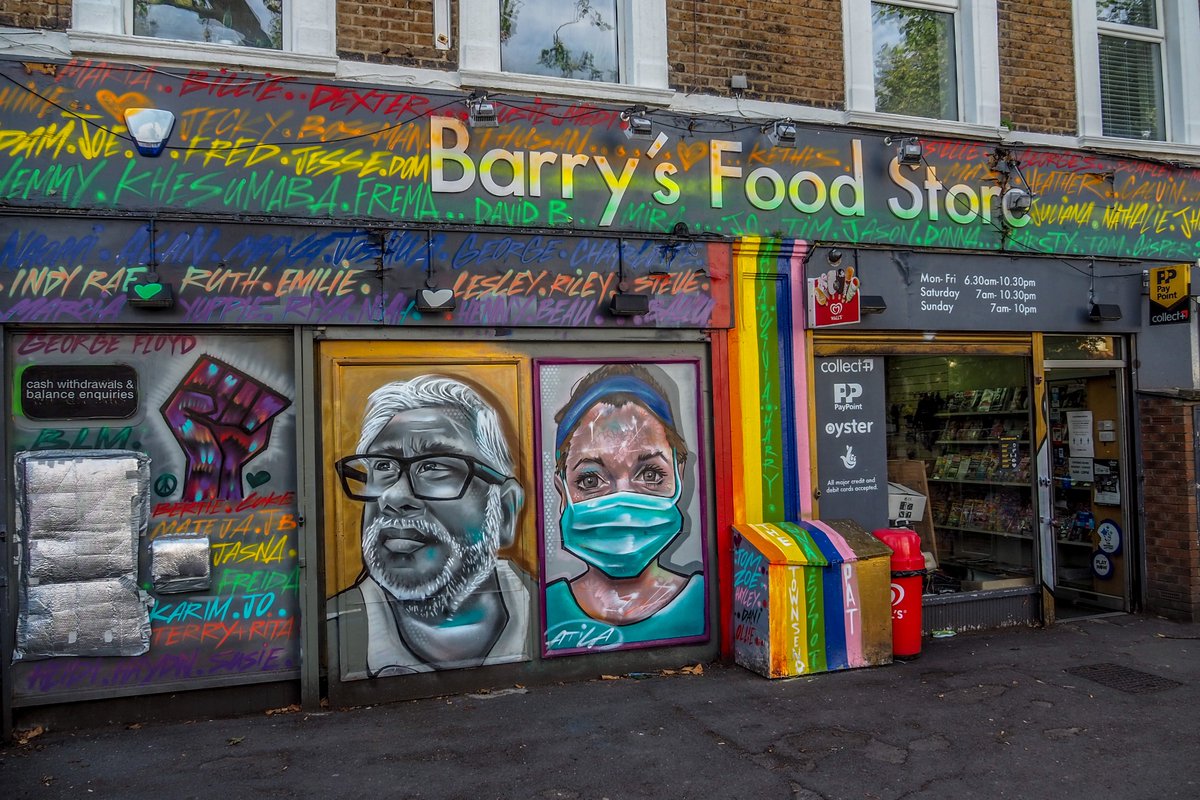17/20 Graffiti art, Barry's Food Store & Off Licence  #EastDulwich  #London  #StreetArt