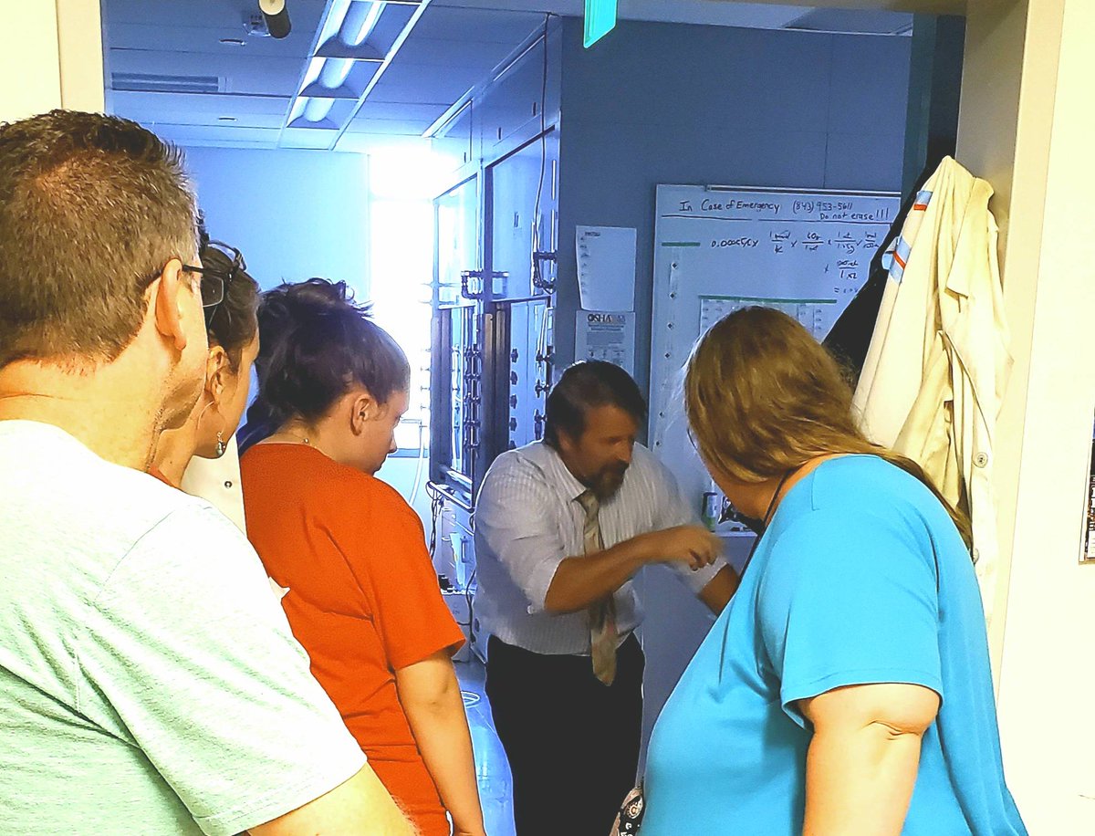 Theeey'reee baaack..... Starting Sept 18, the <a href="/CofC/">College of Charleston</a> STEM Tour &amp; Talk with the Dean events from 330-430pm on Fridays return. Face masks &amp; social distancing required. After a short presentation, we'll explore some STEM buildings &amp; labs. Sign up here: 

cofc.secure.force.com/events/TargetX…