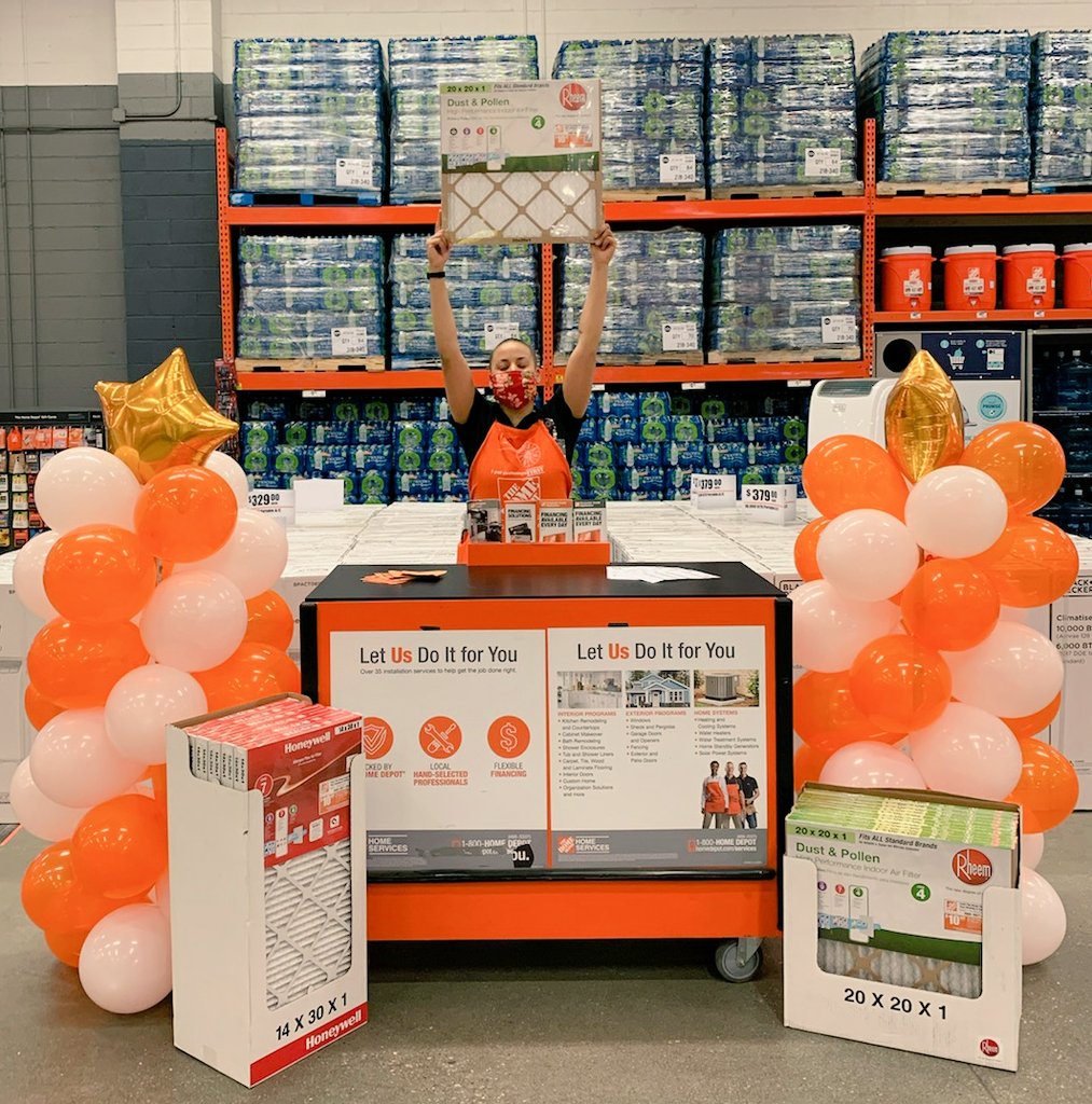Gaby_6616SDS's tweet image. It's still hot out here ☀️☀️☀️
 Sign up for your FREE HVAC consultation today!
Ask any associate at the Sunset Home Depot for more details about our promotions! @DallasDearthTHD @emerald85756334 @SiobhanHarden @OrmondLsormond @D223_HD 
#TeamSunset #HVAC #Services #weekend #event