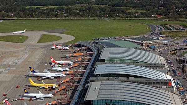 The Berlin wall fell in November 1991. But it would only be 2005 when Apel and Kreische would meet again, at the Hamburg airport in the build up to the 2006 World Cup. Both of them old men, recounted all of their old memories and laughed together.[END OF THREAD]