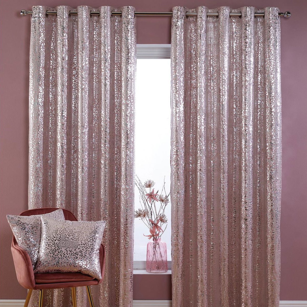 studio_co_uk's tweet photo. Shut the world out with these gorgeous velvet blockout curtains from ONLY ยฃ14.99!! https://t.co/2ZZaVynSLo ๐๐
#Curtains #HomeFurnishings #HomeInspo #IHaveThisThingWithHome #HomeDecor #Velvet #Metallic #BlockoutCurtains https://t.co/VIDYq0XyYx