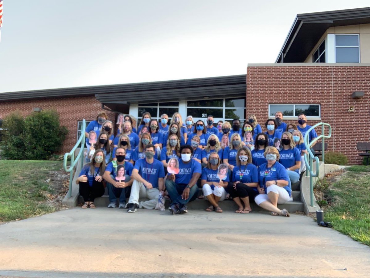 Big dreams, big goals, big hearts!! Ready for a successful school year! We’ve got this!