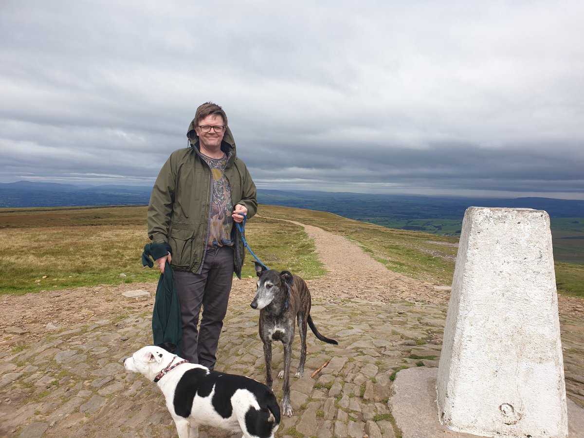 takaraalf's tweet image. Had a great day up North.  Visited the #SingingRingingTree and then climbed #PendleHill.  Really enjoyed exploring the area 😀