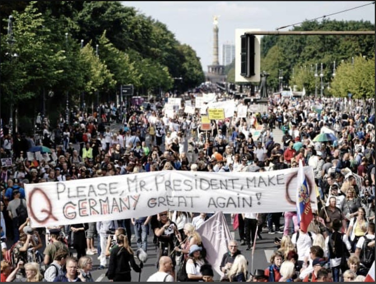 It's not only London that's been redpilled btw. Here are some images from today's similar rally against coronavirus restrictions in Berlin