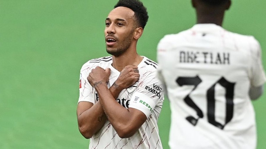jordanpardon_'s tweet photo. Aubameyang est loin d’être le + spectaculaire à voir jouer mais son nom force le respect. 

Le gars n’a pas fait une saison à moins de 25 buts depuis 2015, un serial buteur. 🔝

#ARSLIV #WakandaForever https://t.co/uomjY7d04B