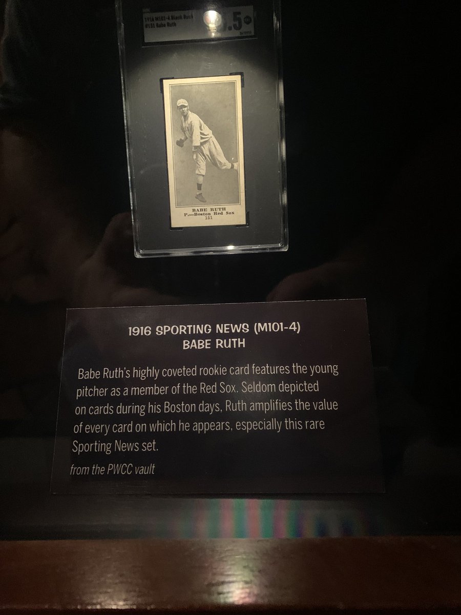 CardsStory's tweet photo. I got to see 3 of the most expensive and valuable baseball cards ever made today 🙌🏻 https://t.co/COqcJoN8GM