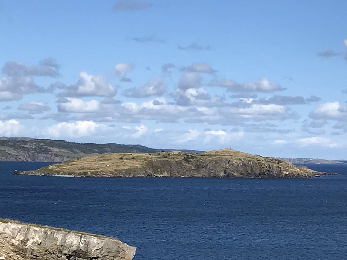 AidenHibbs's tweet photo. A few shots of @townofhrgrace and @TownofCarbonear islands today from the #PiratesPath hike. @kixxcountry #kixxcountrymornings @LegendaryCoasts https://t.co/7P9WRziDBl