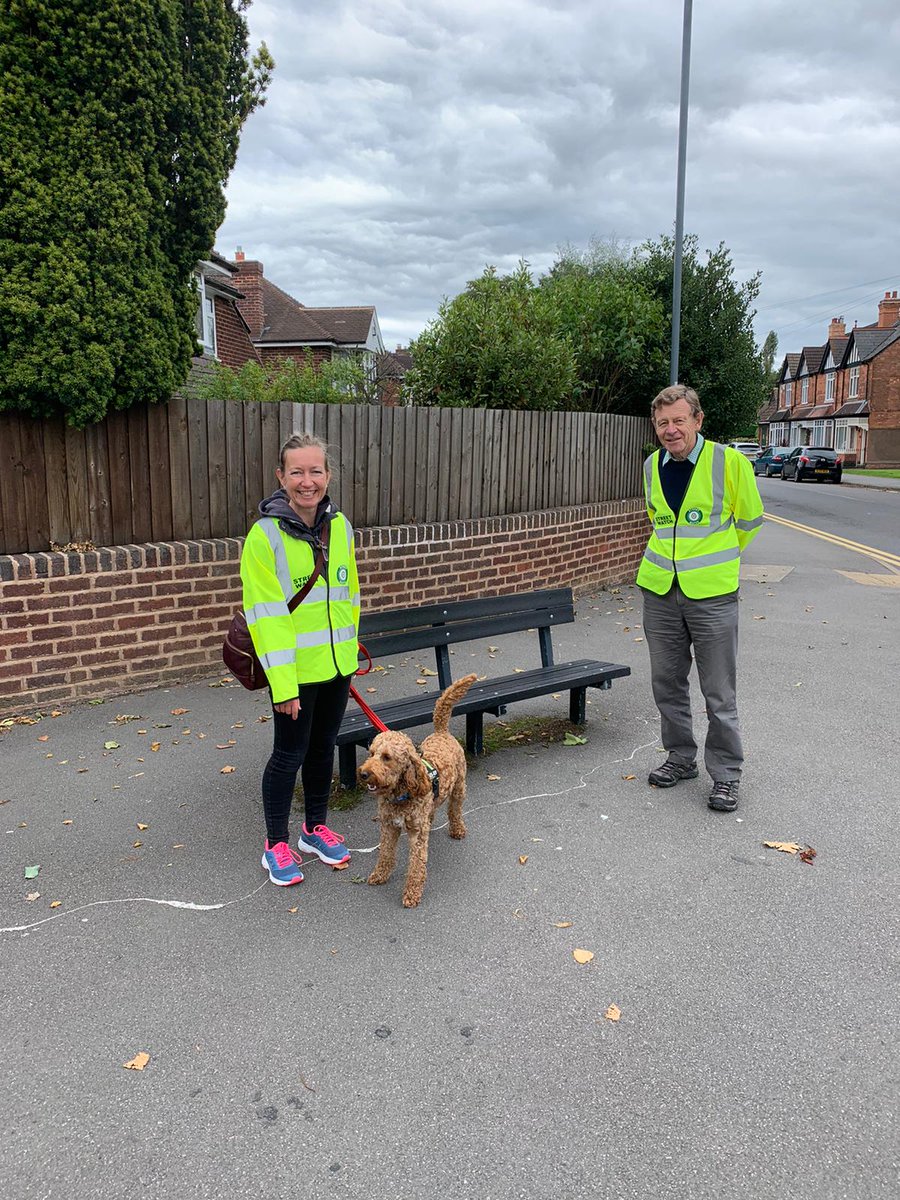 Beacon Strollers and honorary canine member Oscar on a Streetwatch patrol in Boldmere. Please say hello whenever you see us or feel free to sign up to the Streetwatch family and join us tinyurl.com/y2fhmc57 <a href="/StreetWatchWM/">StreetWatch West Midlands</a> <a href="/Sutton_WMP/">Sutton Coldfield Police</a>