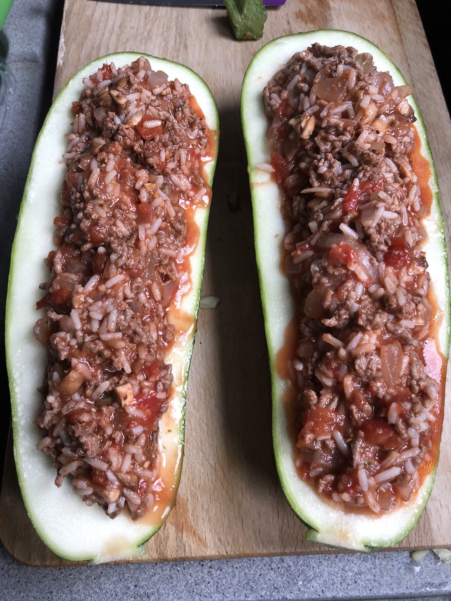 LunaTime7's tweet photo. So, I have turned a #marrow from the garden into a #stuffedmarrow in between listening to matters of the #Heart and watching #movies - 90 minutes in the oven for the marrow and finish of with a #cheesesauce - yummy 😋 https://t.co/ToT7yQzMkz