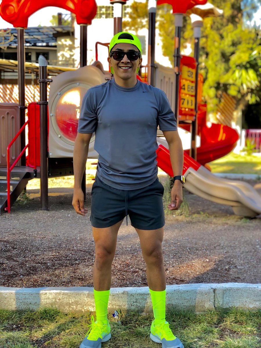 marcozhall's tweet photo. Si las personas que NO entrenan supieran lo bien que uno se siente al terminar de hacerlo, probablemente empezarían hoy mismo.
QUE BIEN SE SIENTE UNO AL ENTRENAR https://t.co/gow0kS77Lw